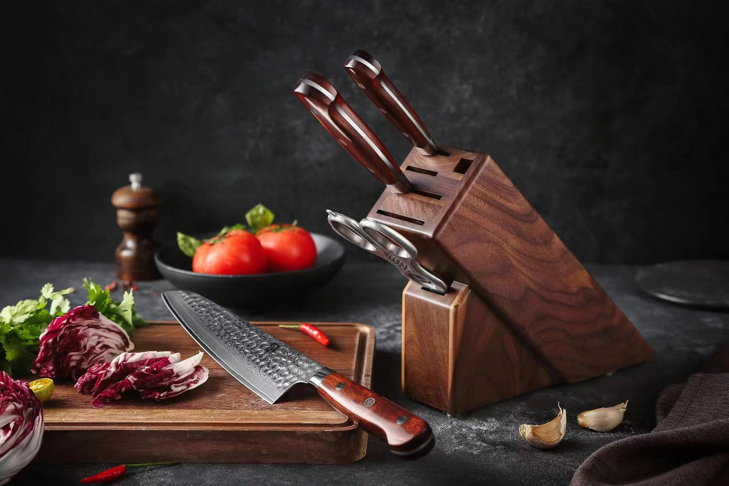 Damascus knife material and performance analysis